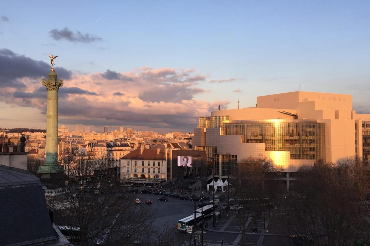 Bright And Homely 1 Bedroom Rooftop Apartment In The Marais In 파리 외부 사진